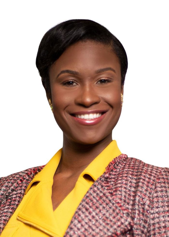 Headshot of Saran Traore, Executive Coach at Victory Consulting